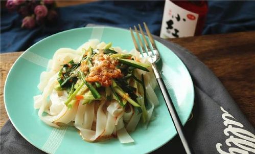 家常涼皮的絕妙做法 透亮滑溜，一次吃掉一大盆